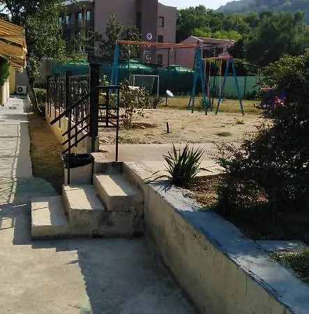 бийчхаус *